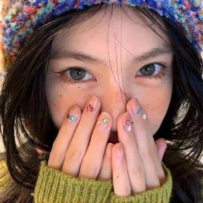 摩纳哥女孩 高清封面